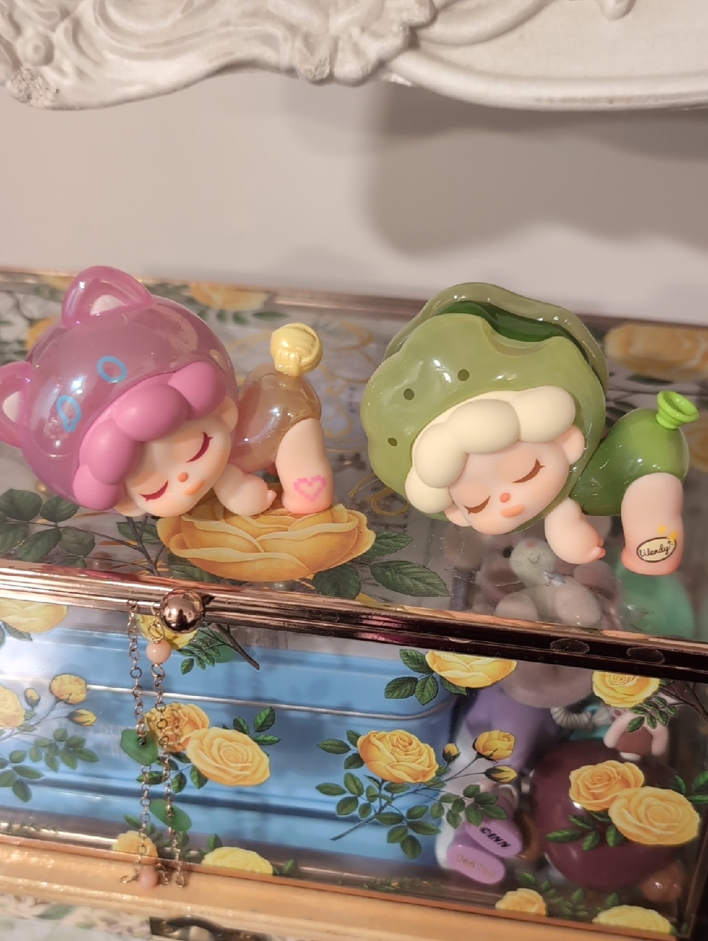 🎉Bundle Deal Of (2) Wendy Balloon Series 2 Figures